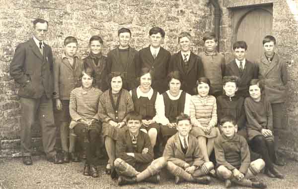 Burton Bradstock School c1927 